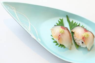 長崎ハーブ鯖炙り寿司 キヌア飯のしゃり