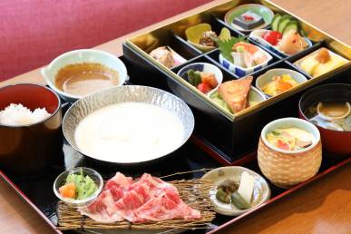 ◆佐賀牛湯どうふしゃぶ御膳 ¥5,170(税込)
