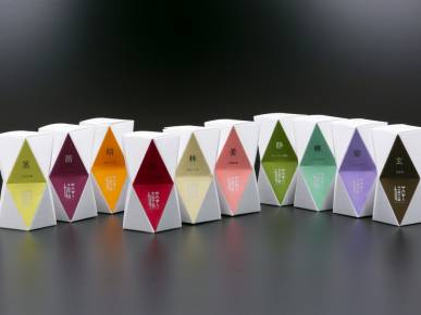 ショップ商品|ポップなカラーがとても可愛いオリジナルの嬉野茶。パッケージ色ごとにお茶の味が異なります!
