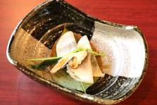 先付：炙り〆鯖の小柚　焼き松茸