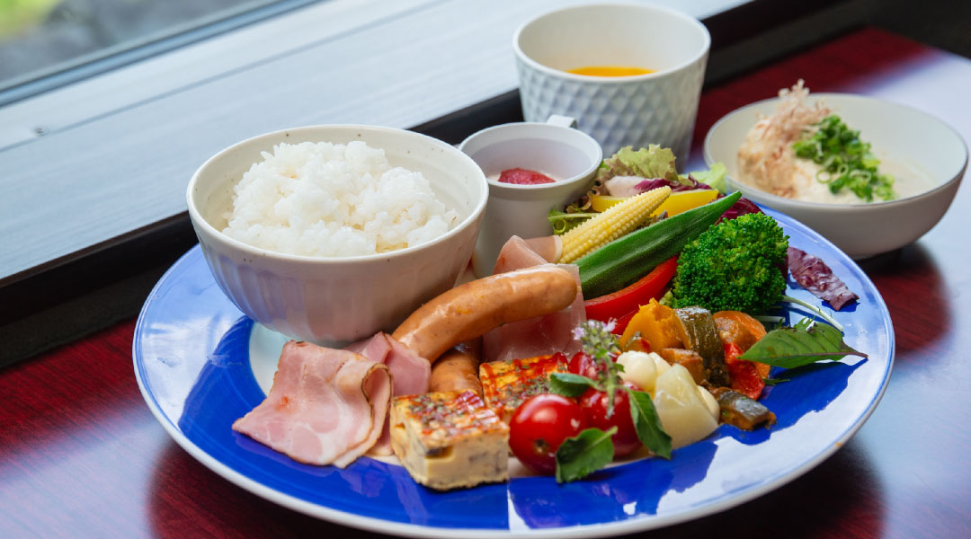 朝食ビュッフェ